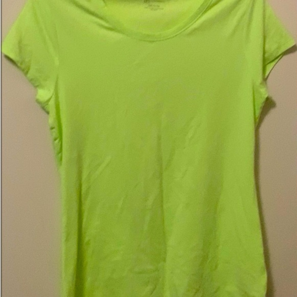 Tee